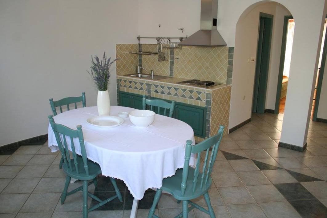Apartmani Mladina 젤사 외부 사진